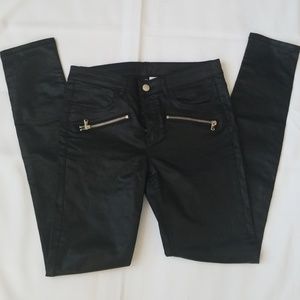 NWOT H&M Divided skinny jeans